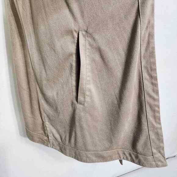 Chicos Womens Vest Size 1 Medium Sleeveless Faux Suede Open Front Pockets Long - Picture 6 of 8